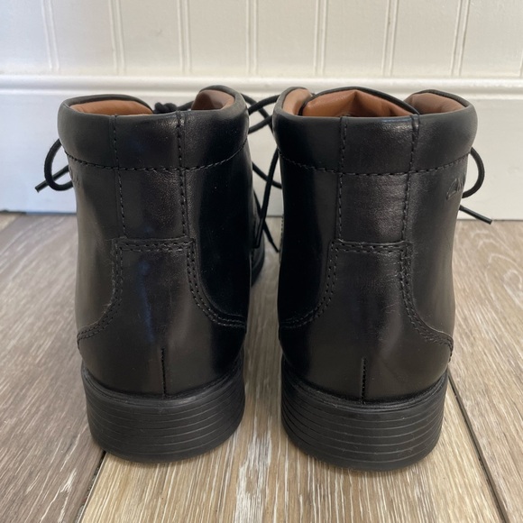 CLARKS Widdon Mid Leather Lace Up Chukka Boot in Black Men’s Size 7 - Picture 8 of 13